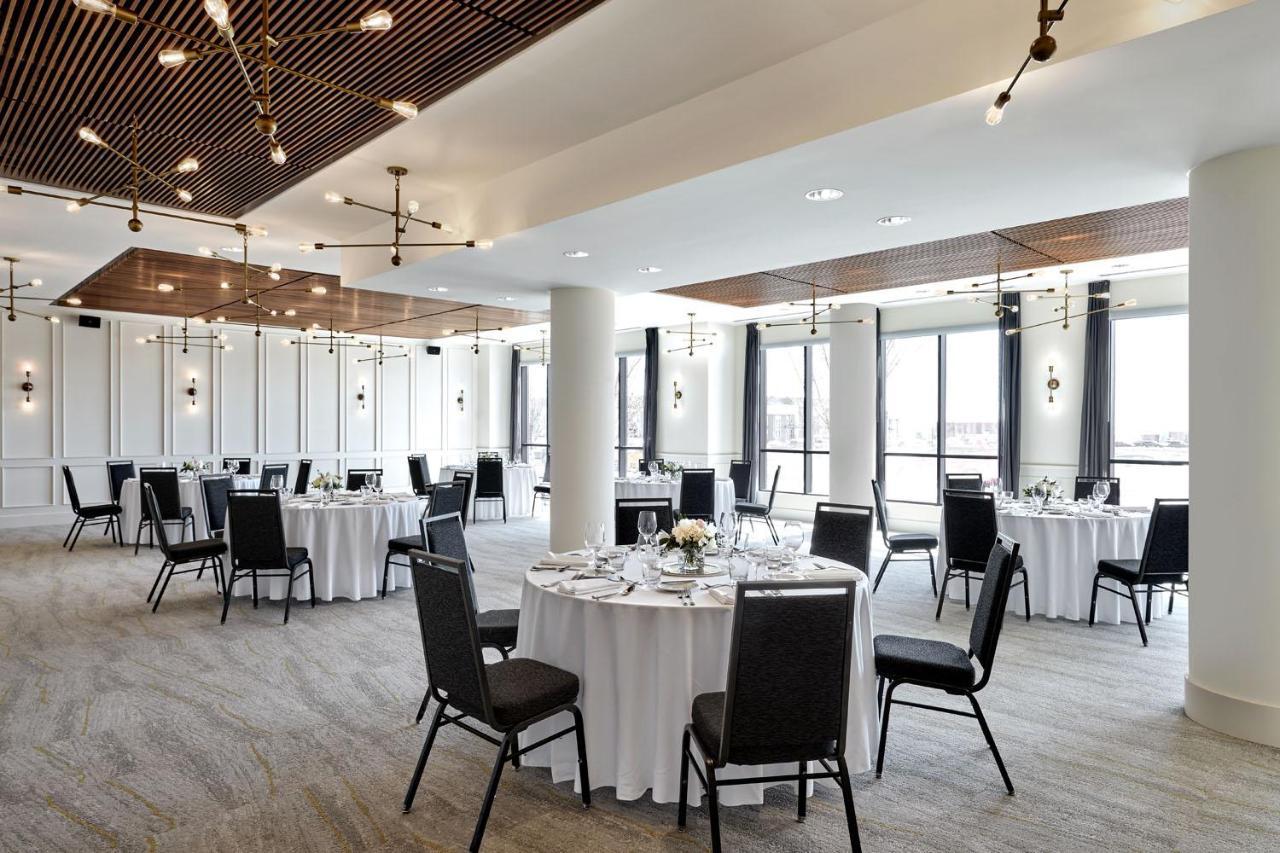 Hotel Courtyard By Marriott Calgary South Exterior foto